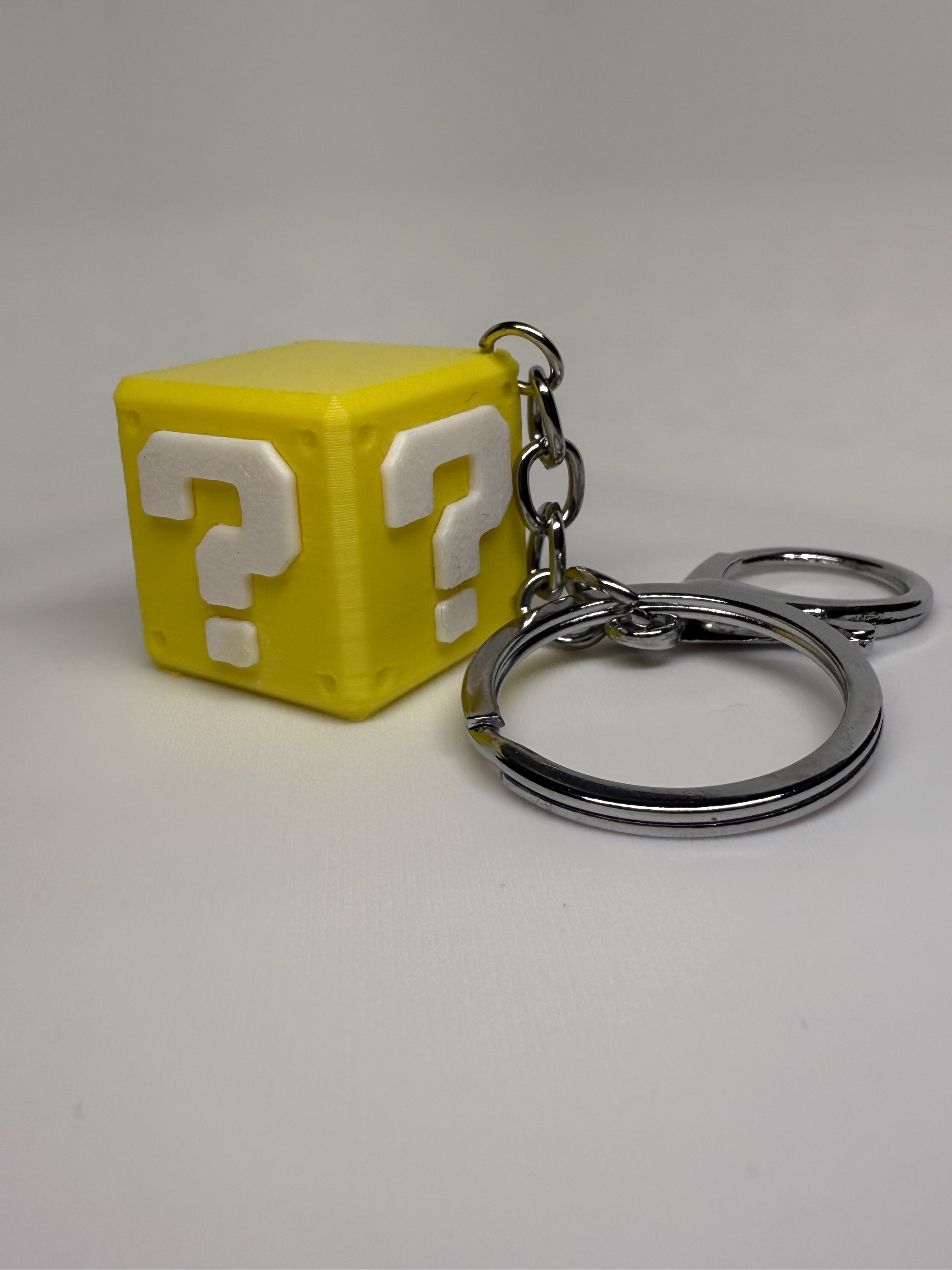 Llavero cubo "?"